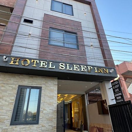 Hotel Sleep Inn Indore Esterno foto