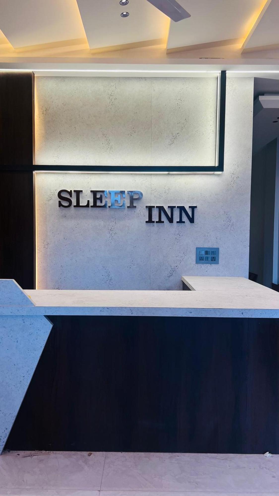 Hotel Sleep Inn Indore Esterno foto